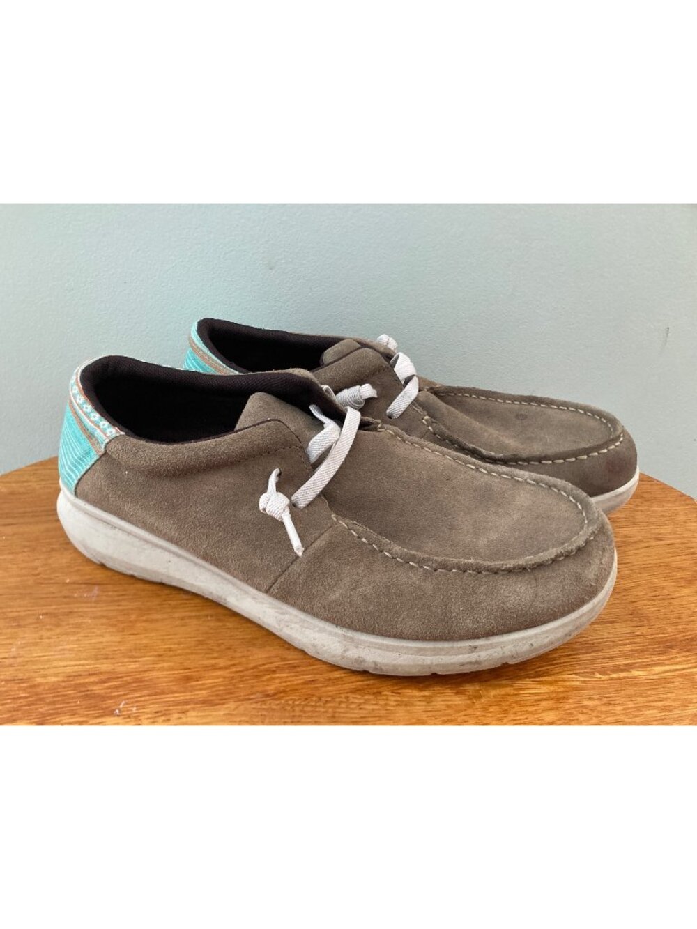 Ariat Men's Hilo Brown Suede Twill Casual Moc Toe Loafers With Aqua Embroidered